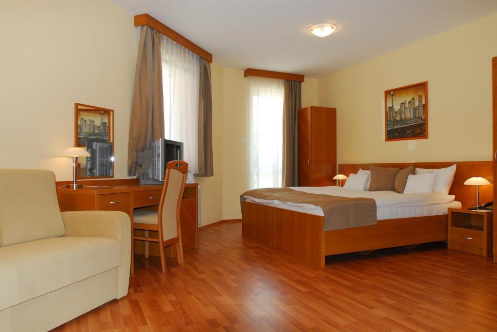 Panorama Wellness Apartman Hotel Hajduszoboszlo Exterior photo